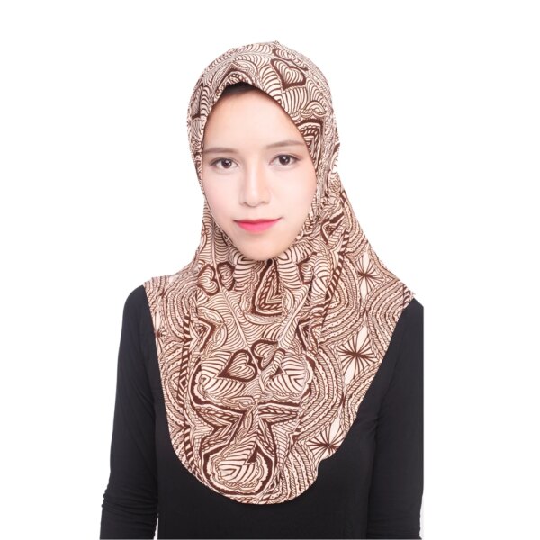 Beauté de femme musulmane, écharpe, foulard noir ninja, couverture complète