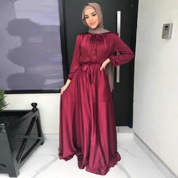 Robe musulmane en Satin plissé pour femmes, caftan élégant de couleur Pure