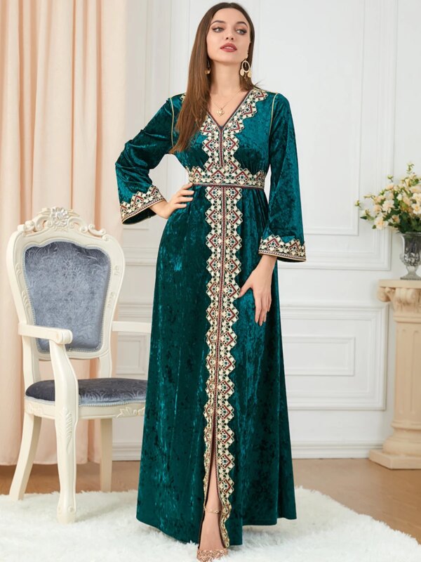 14913-e90c7c.jpg Abaya femme , broderie florale, ceinture de Caftan marocain