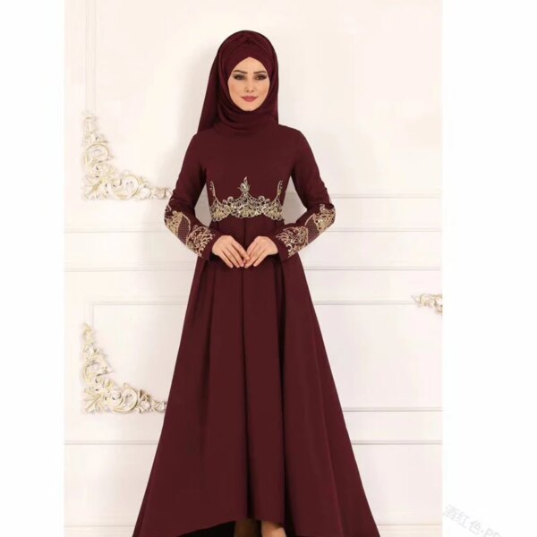 15053-c0d15d.jpg Robe musulmane élégante et décontractée pour femmes