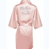 Kimono Personnalisé en Satin Rose Foncé avec Lettres Argentées pour Mariage