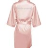 Kimono Personnalisé en Satin Rose Foncé avec Lettres Argentées pour Mariage