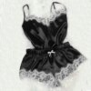 Pyjama satin femme – ensemble de nuit col V en dentelle avec nœud papillon