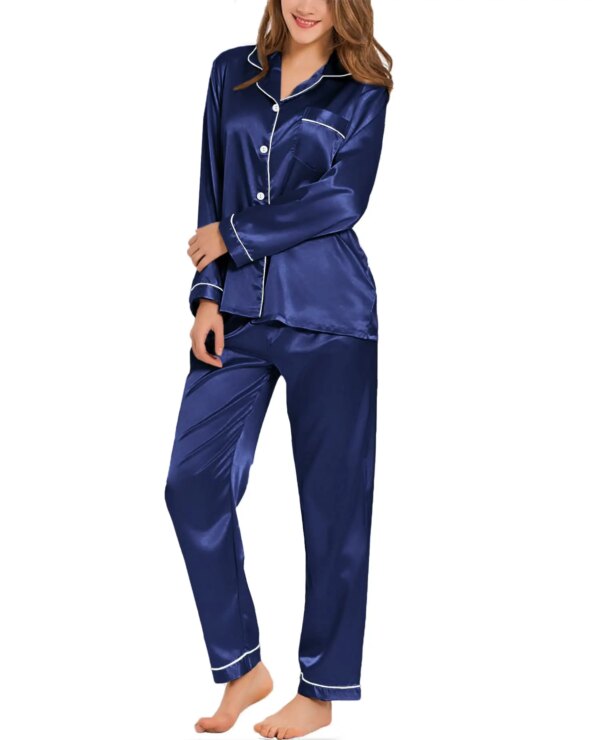 pyjama satin femme, vêtements de nuit deux pièces, manches longues boutonnées