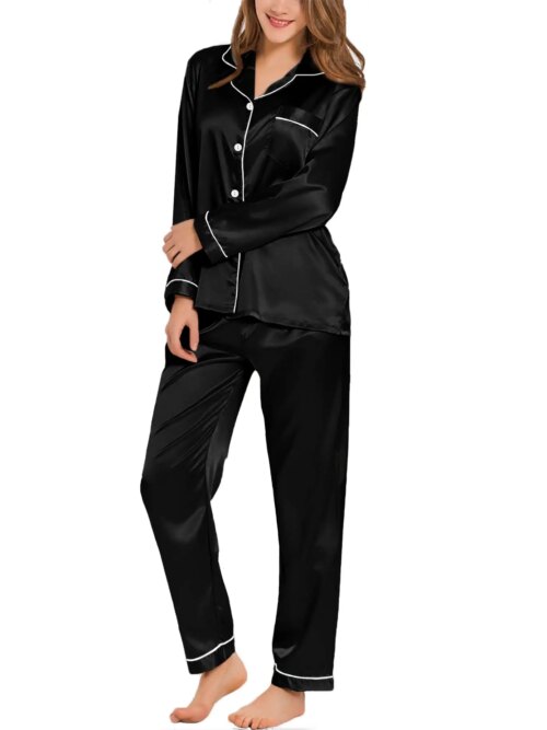 27936-e4345d.jpg pyjama satin femme, vêtements de nuit deux pièces, manches longues boutonnées