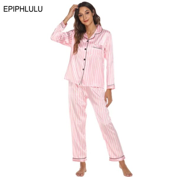 pyjama satin femme, imprimé léopard, vêtements de nuit