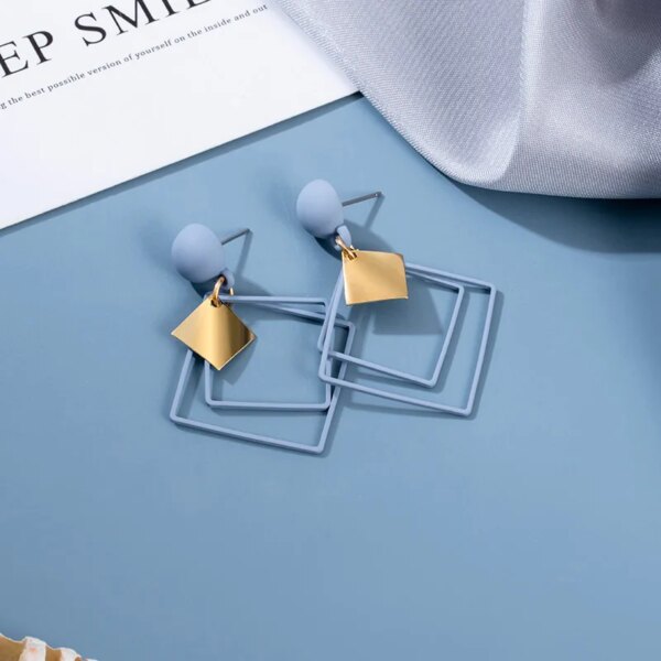 30338-937e6b.jpg boucle d'oreille femme Géométriques pour Femme, Bleues et en Acrylique, Nouvelle Collection Coréenne