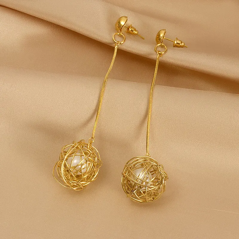 183 Gold