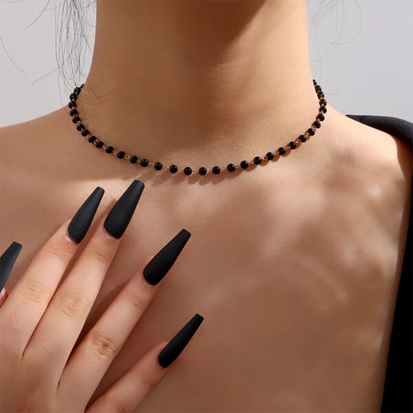 Collier femme avec pendentif papillon noir en opale pour femmes, chaîne de perles brillantes