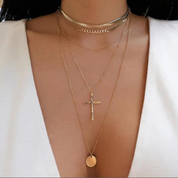 Collier femme bohèmes multicouches de couleur or et lune pour femmes, collier ras du cou avec fleur de Rose