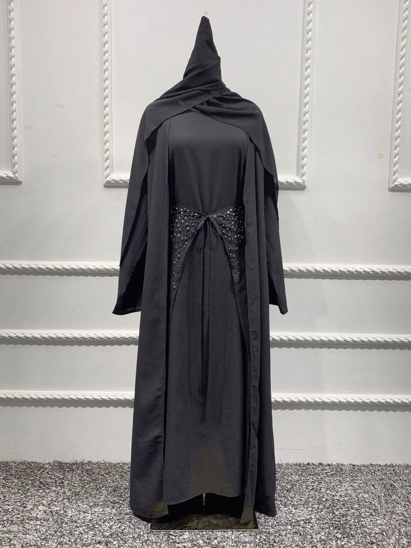 black 4 piece