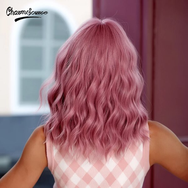 perruque synthétique ondulée rose, cheveux courts