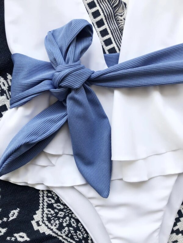 49866-a338d7.jpg maillot de bain 1 pièce gainant décolleté plongeant en V Sexy jupe