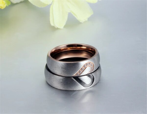 Bague de fiançailles et de mariage en acier inoxydable, véritable cœur d'amour