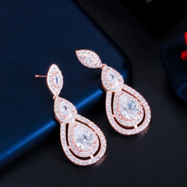 69576-08b7b3.jpg boucles d oreilles mariée en zircon cubique blanc brillant, goutte d'eau pour les mariées