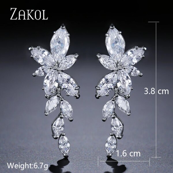 70345-8b9e3a.jpg boucles d oreilles mariée longues en zircone cubique pour femmes élégantes
