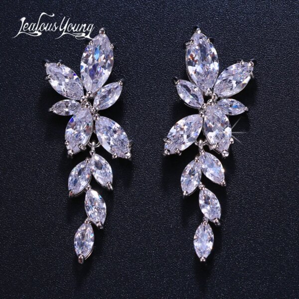 70500-9b1149.jpg boucles d oreilles mariée en forme de feuille pour femmes, en Zircon