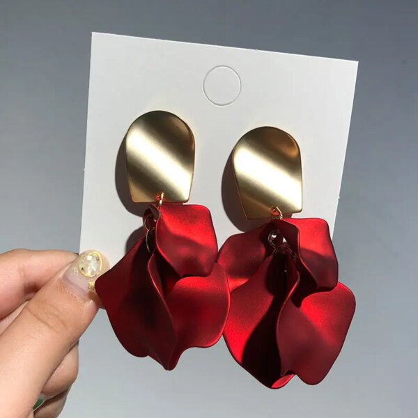 70841-7ab52c.jpg boucles d oreilles mariée longue en forme de fleur, bijoux fantaisie pour soirée