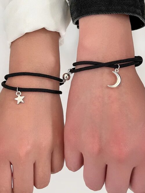 74078-193580.jpg Bracelet de couple avec pendentif magnétique étoile et lune pour femme, ULfaite à la main