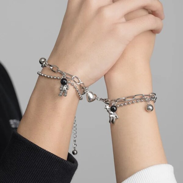 Bracelet de couple avec pendentif magnétique étoile et lune pour femme, ULfaite à la main