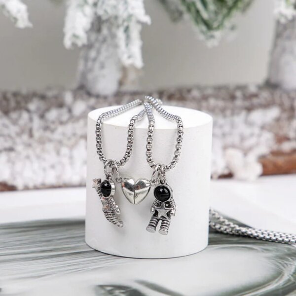 Pendentif coeur magnétique astronome pour hommes et femmes, colliers de la présidence du couple, amoureux, meilleur ami, cadeau de bijoux, 1 paire