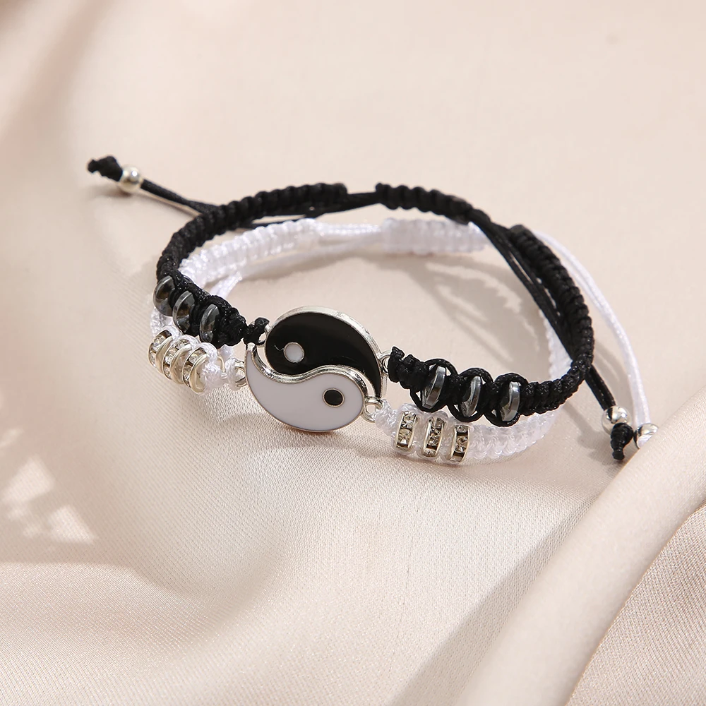 black white 2pcs