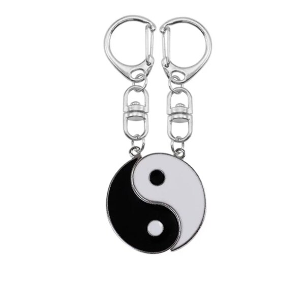 Collier Yin et Yang en alliage à deux pétales de poisson, pendentif de Couple, accessoires de bijoux à la mode, cadeau d'anniversaire, offre spéciale