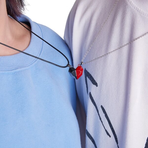 Collier d'attraction entre amoureux, 2 pièces, pendentif magnétique en forme de cœur pour hommes et femmes, bijoux d'anniversaire de la saint-valentin