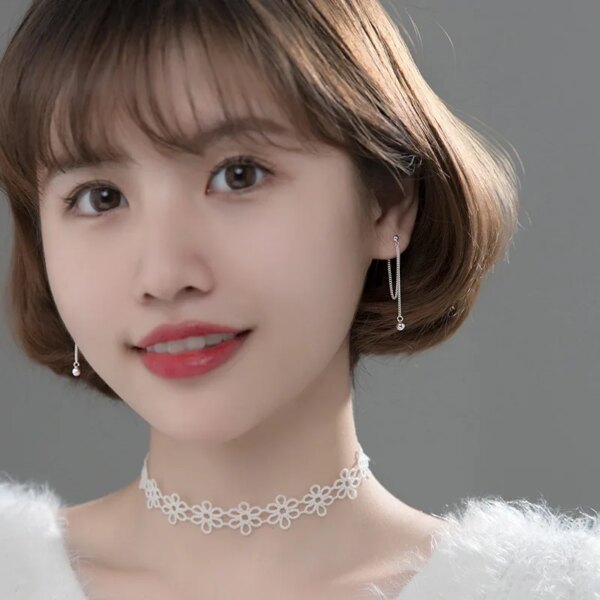 75400-3b7cdb.jpg boucle d oreille chaine de perles rondes, couleur argent, minimaliste, texturées, élégantes, bijoux féminins