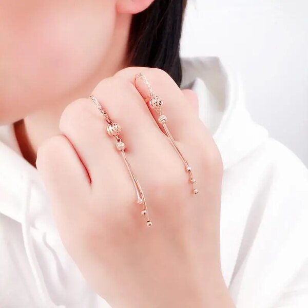 boucle d oreille chaine pendantes en or rose 14 carats avec pompon doux pour femme, perle ronde