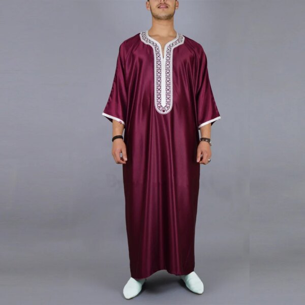 76326-88ee39.jpg Abaya homme Thobe à manches courtes pour hommes musulmans, broderie de documents solides