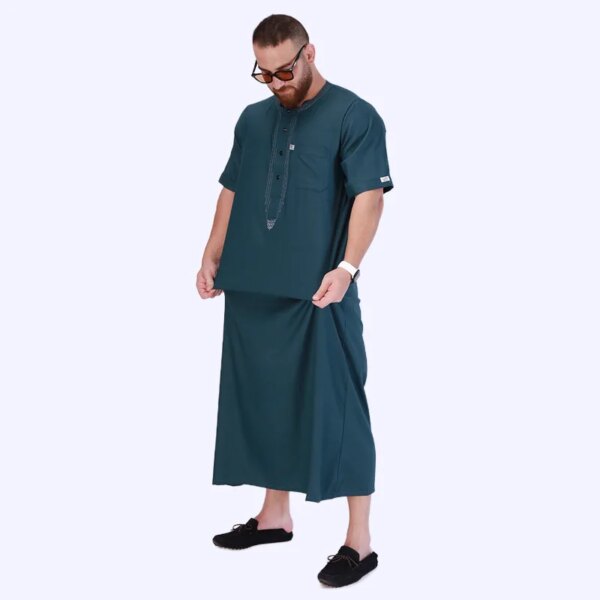 77074-76e1e7.jpg Abaya homme Robes musulmanes à manches courtes pour hommes, Jubba Thobe, Broderie islamique traditionnelle
