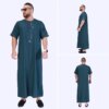 77074-f7b056.jpg Abaya homme Robes musulmanes à manches courtes pour hommes, Jubba Thobe, Broderie islamique traditionnelle