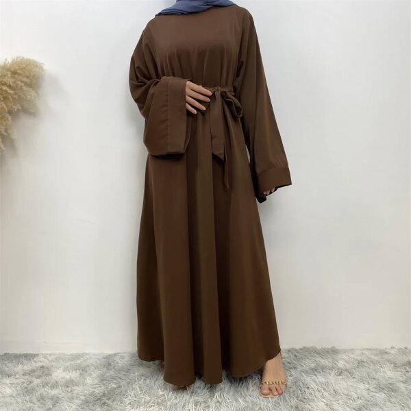 Kimono Abaya Nouvelle robe musulmane Abaya pour femme vendue à Dubaï au Moyen-Orient