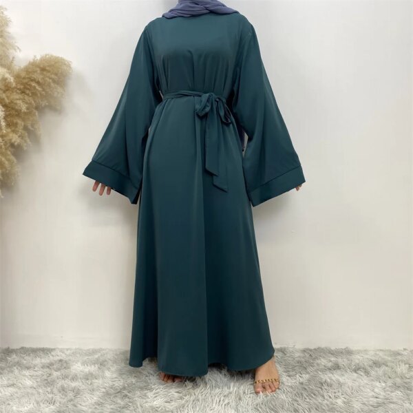 79345-fa1895.jpg Kimono Abaya Nouvelle robe musulmane Abaya pour femme vendue à Dubaï au Moyen-Orient