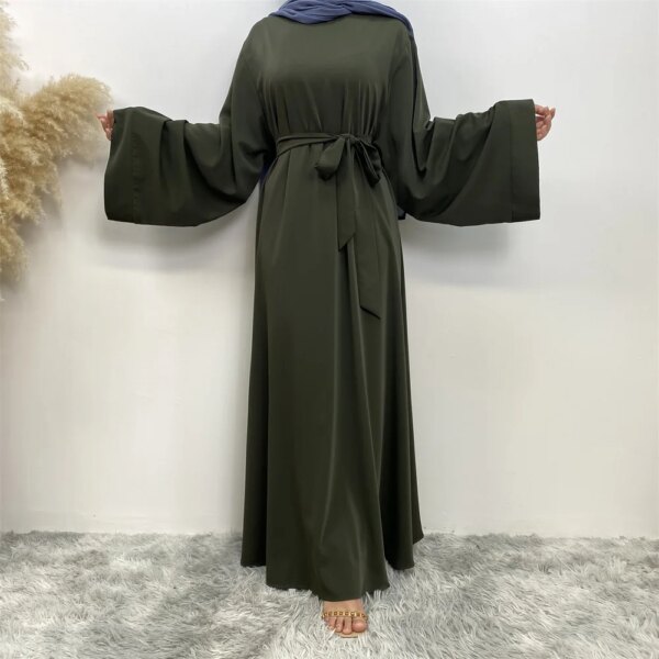 Kimono Abaya Nouvelle robe musulmane Abaya pour femme vendue à Dubaï au Moyen-Orient